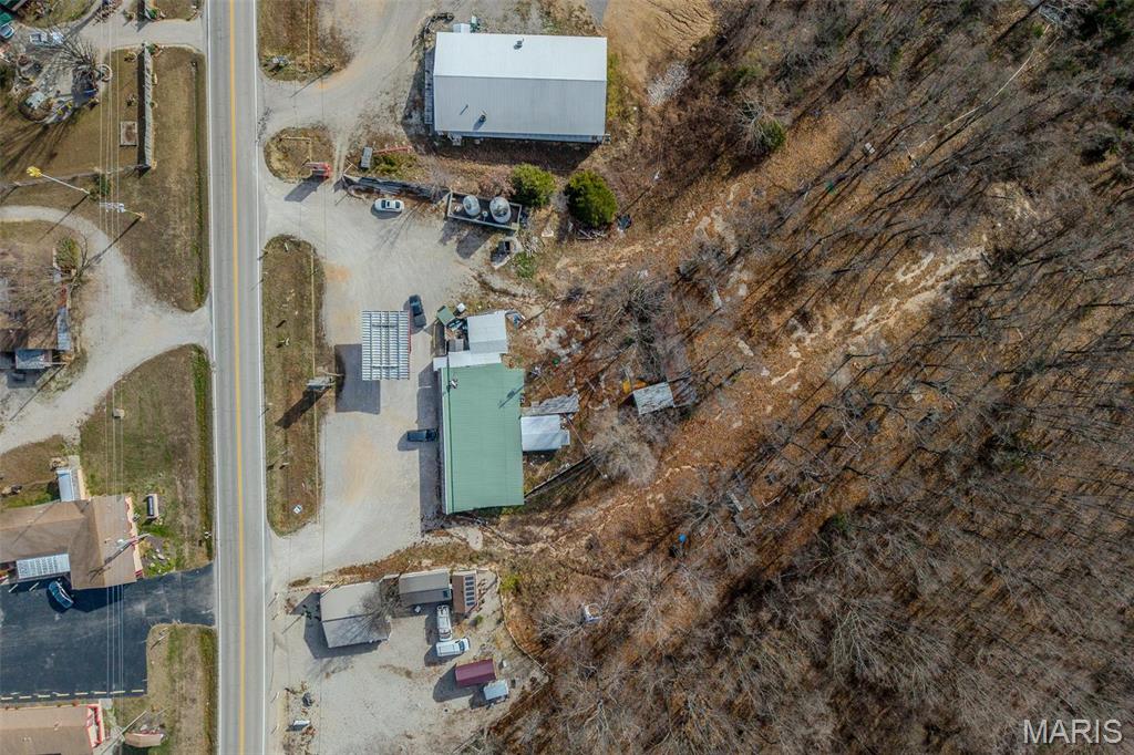 LEBANON - Commercial Sale