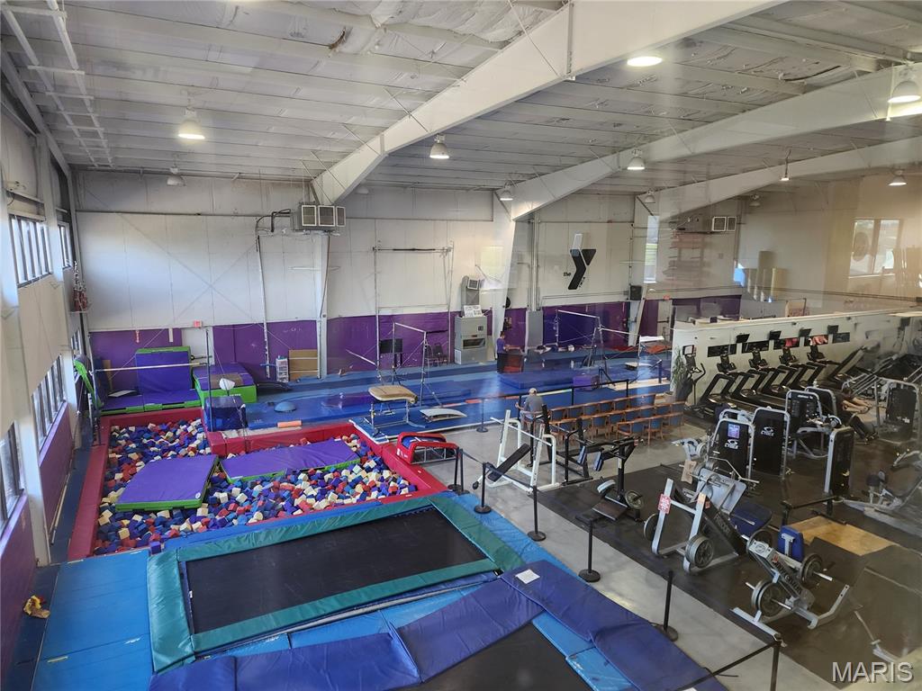 LAKES AREA INDUSTRIAL PARK - Commercial Sale