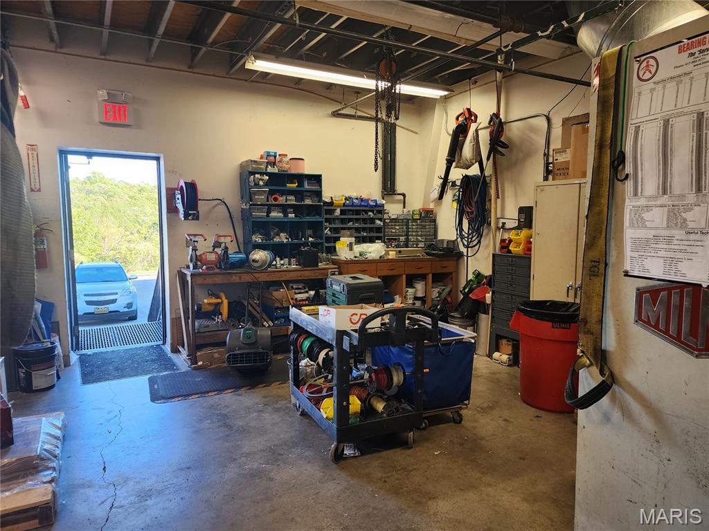 LAKES AREA INDUSTRIAL PARK - Commercial Sale