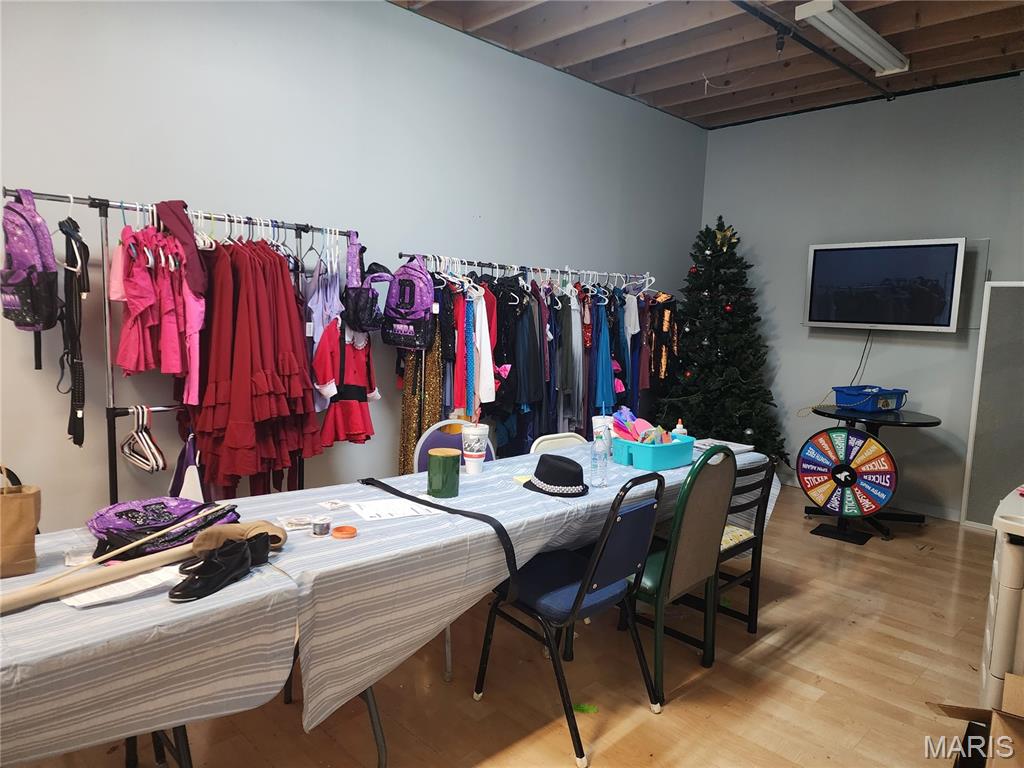 LAKES AREA INDUSTRIAL PARK - Commercial Sale