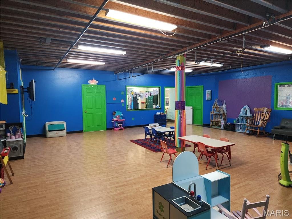 LAKES AREA INDUSTRIAL PARK - Commercial Sale