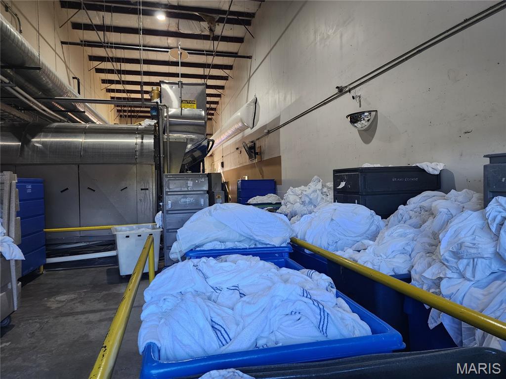 LAKES AREA INDUSTRIAL PARK - Commercial Sale