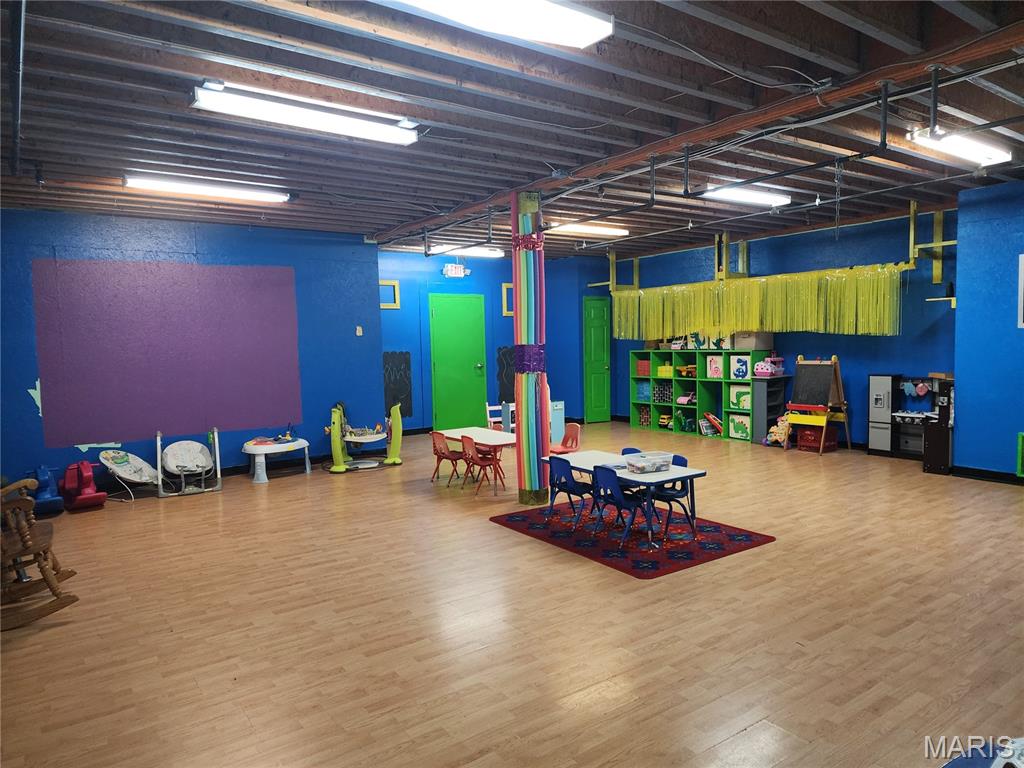 LAKES AREA INDUSTRIAL PARK - Commercial Sale