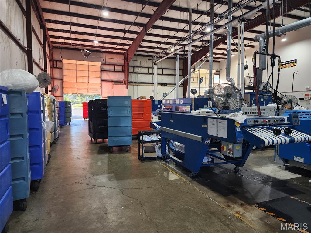 LAKES AREA INDUSTRIAL PARK - Commercial Sale