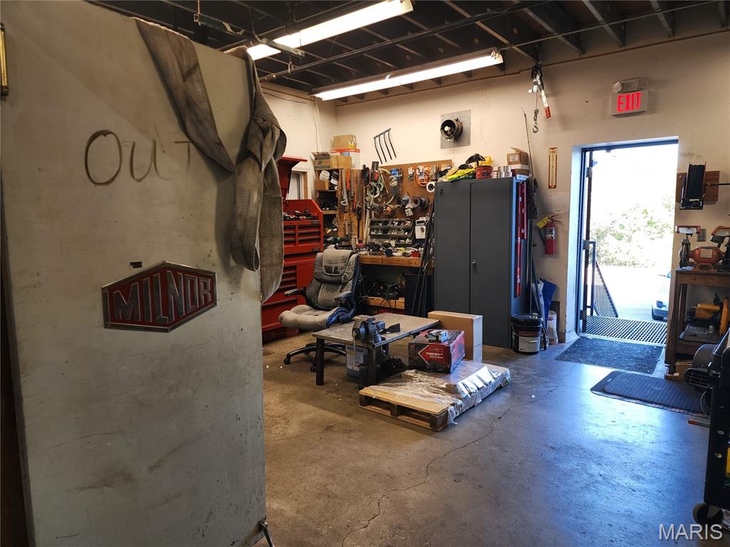 LAKES AREA INDUSTRIAL PARK - Commercial Sale