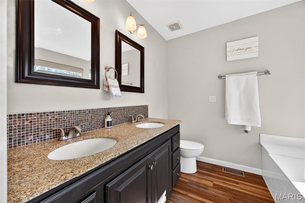 Windsor Place - Residential