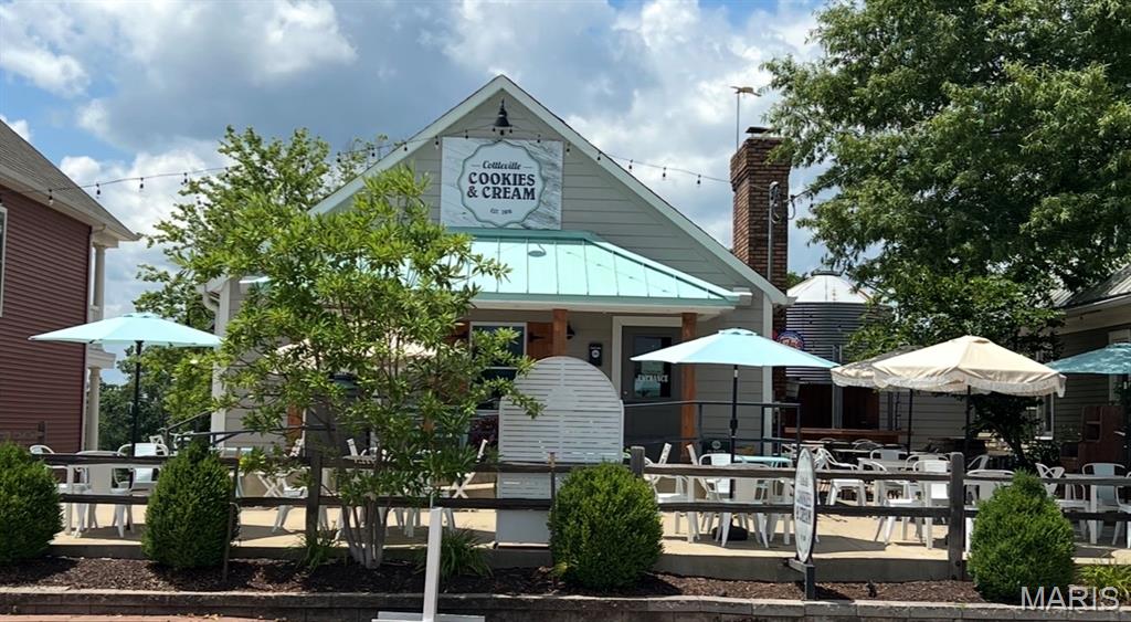 Windsor Place - Residential