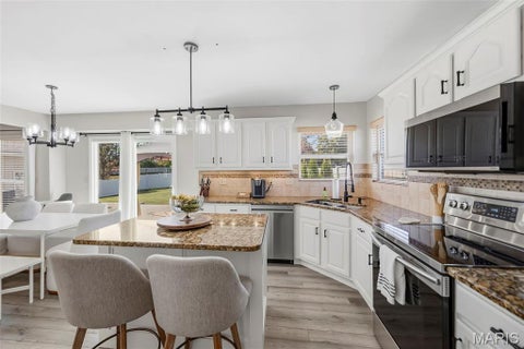 Tiny photo for 403 Autumn Farms Court, Wentzville, MO 63385 (MLS # 26066948)