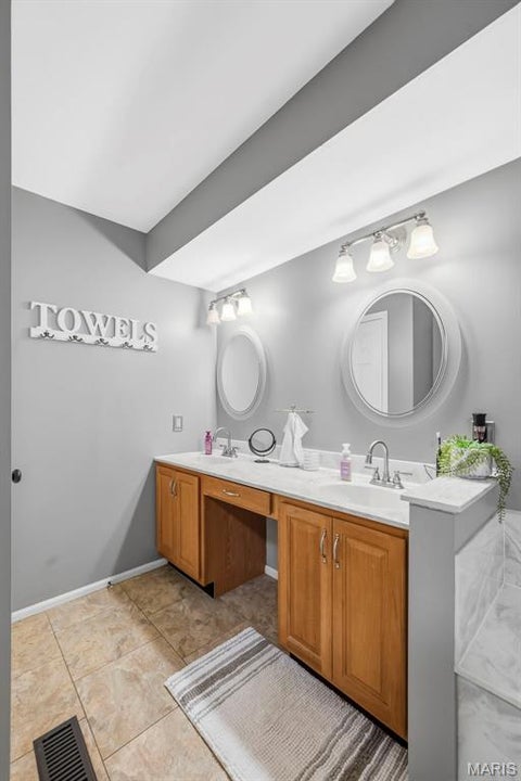 Tiny photo for 403 Autumn Farms Court, Wentzville, MO 63385 (MLS # 26066948)