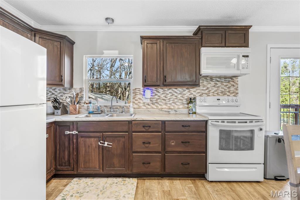 Lakeland Retreat - Residential