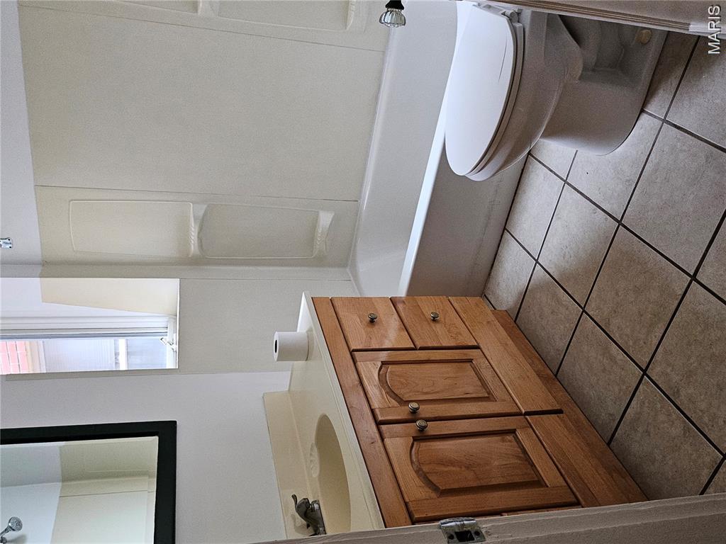 Robert W Hunts Add - Residential Lease