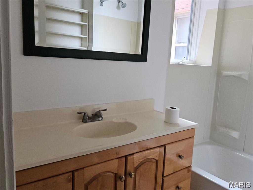 Robert W Hunts Add - Residential Lease