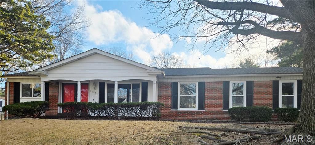 Photo of 11760 Sheffield Drive, Florissant, MO 63033 (MLS # 26019027)