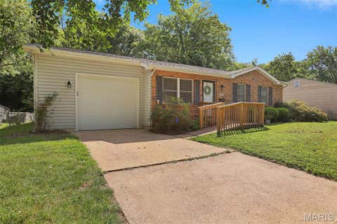 Photo of 1704 E 9th Street, Washington, MO 63090 (MLS # 26053618)