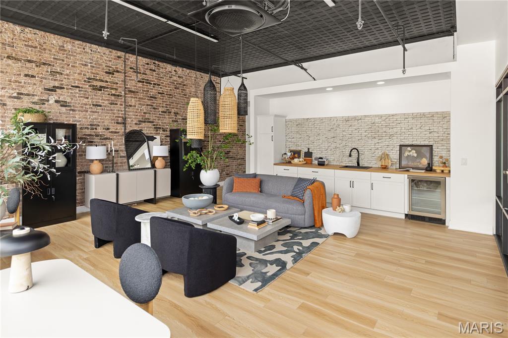 Munsons Sub - Commercial Lease