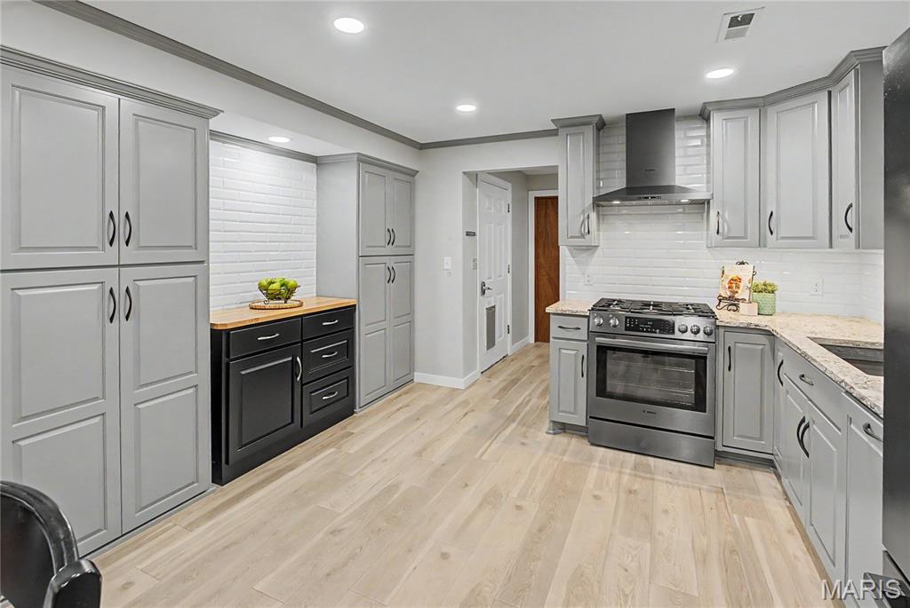 Whispering Heights - Residential