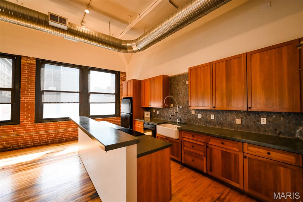 1010 Saint Charles Street 1002