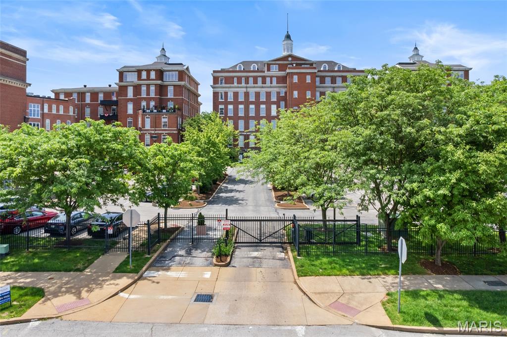 Georgian Condos - Residential