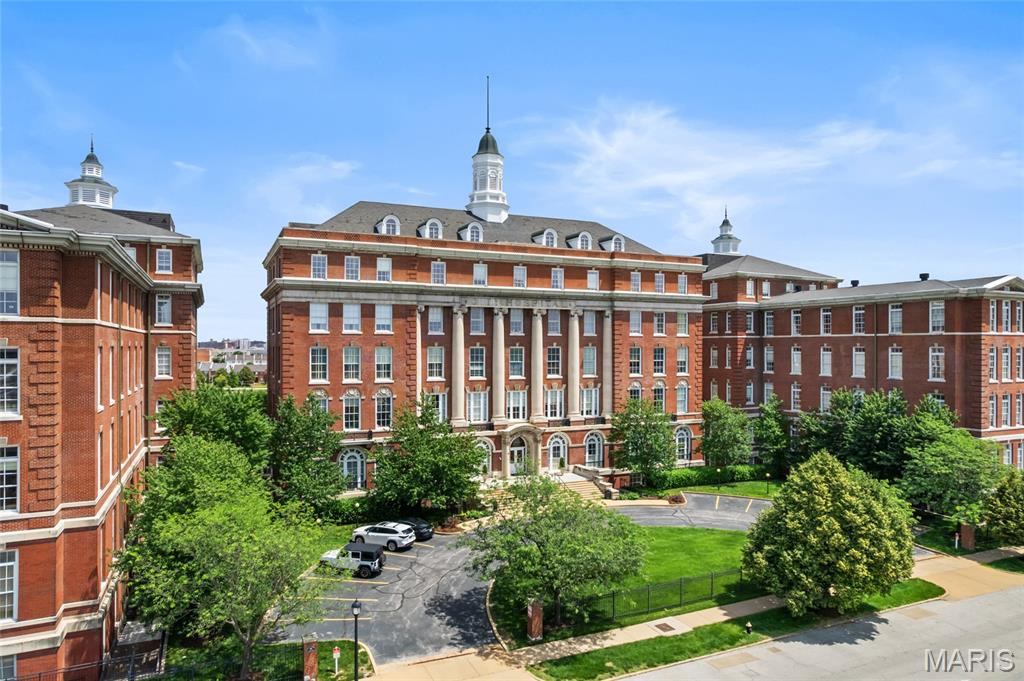Georgian Condos - Residential