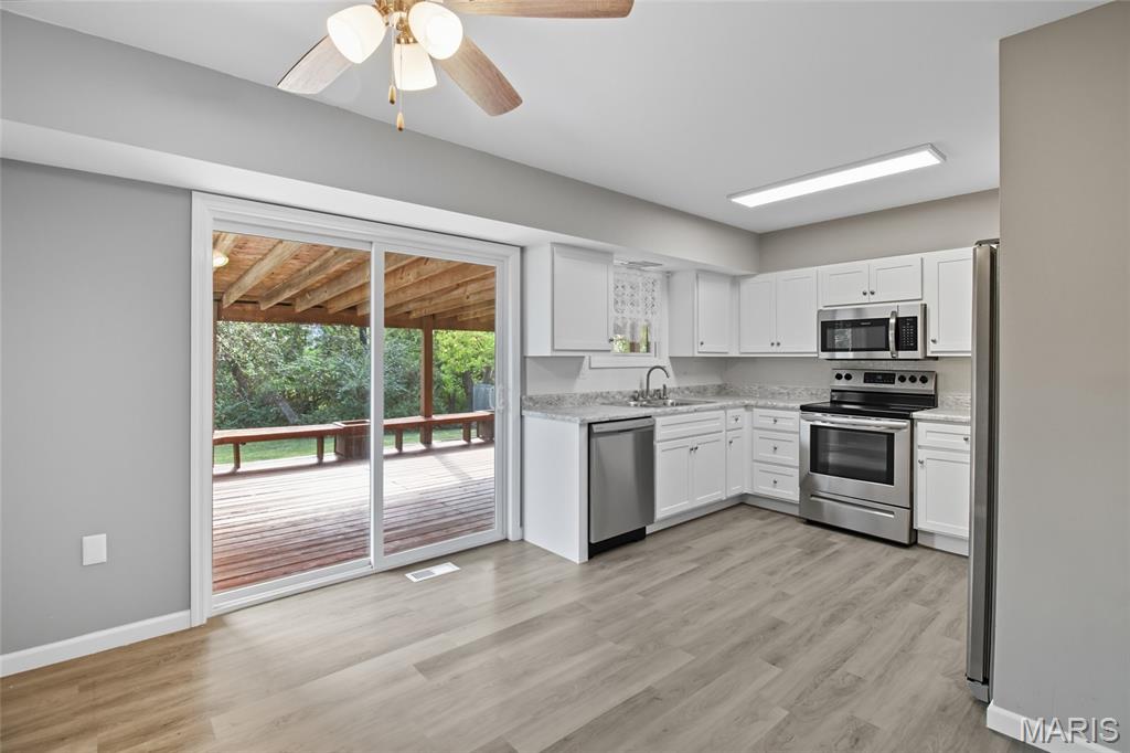 Barnhart, Missouri 63012, United States, 3 Bedrooms Bedrooms, ,1 BathroomBathrooms,Residential,Pending,221828