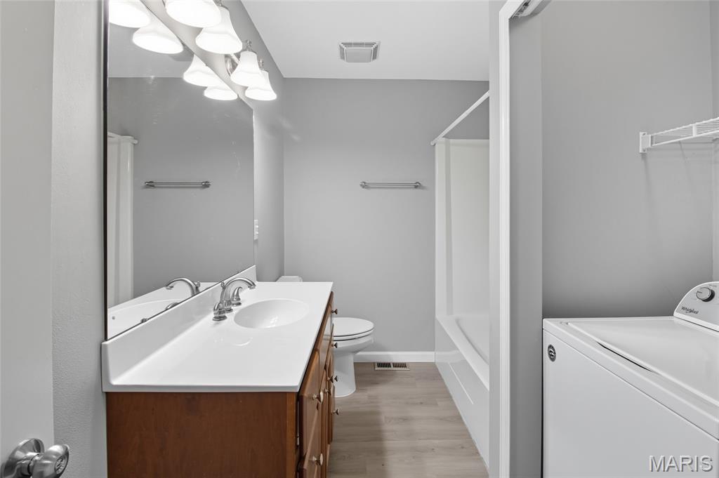 Barnhart, Missouri 63012, United States, 3 Bedrooms Bedrooms, ,1 BathroomBathrooms,Residential,Pending,221828