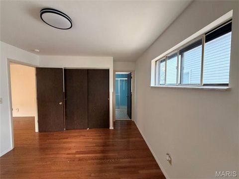 Tiny photo for 5404 Quincy Street, St Louis, MO 63109 (MLS # 26026756)