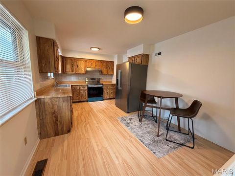Tiny photo for 5404 Quincy Street, St Louis, MO 63109 (MLS # 26026756)