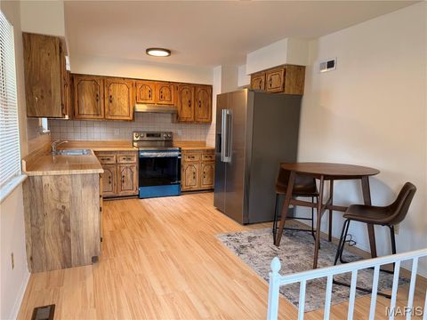 Tiny photo for 5404 Quincy Street, St Louis, MO 63109 (MLS # 26026756)