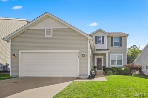 2829 Preston Woods Trail Lake St Louis MO 63367