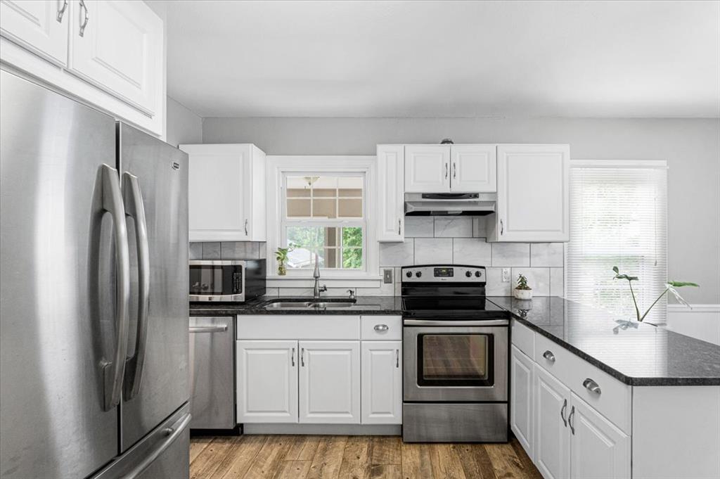 Festus, Missouri 63028, United States, 3 Bedrooms Bedrooms, ,1 BathroomBathrooms,Residential,Pending,135106