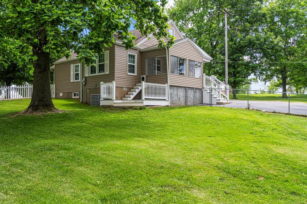 Festus, Missouri 63028, United States, 3 Bedrooms Bedrooms, ,1 BathroomBathrooms,Residential,Pending,135106