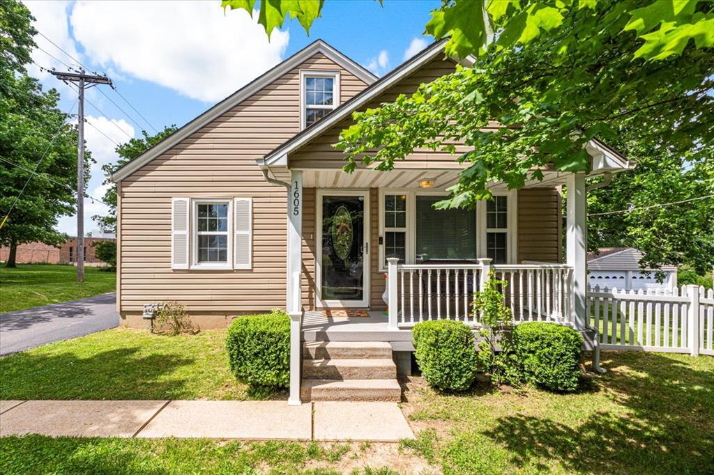 Festus, Missouri 63028, United States, 3 Bedrooms Bedrooms, ,1 BathroomBathrooms,Residential,Pending,135106