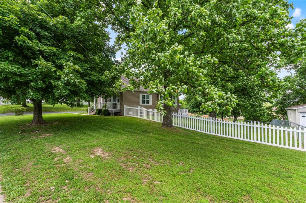 Festus, Missouri 63028, United States, 3 Bedrooms Bedrooms, ,1 BathroomBathrooms,Residential,Pending,135106