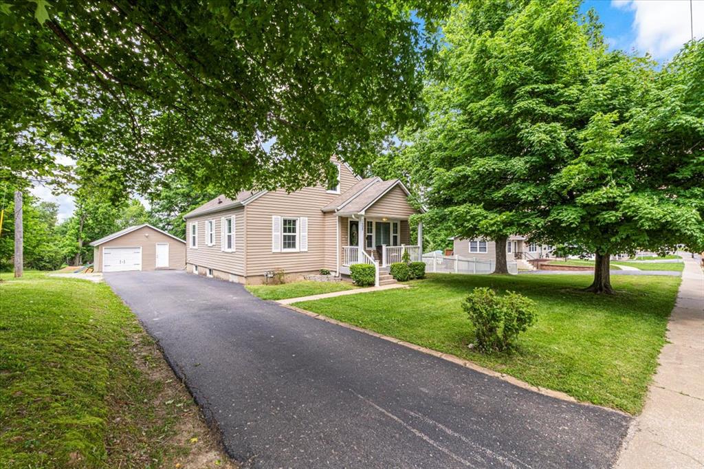 Festus, Missouri 63028, United States, 3 Bedrooms Bedrooms, ,1 BathroomBathrooms,Residential,Pending,135106