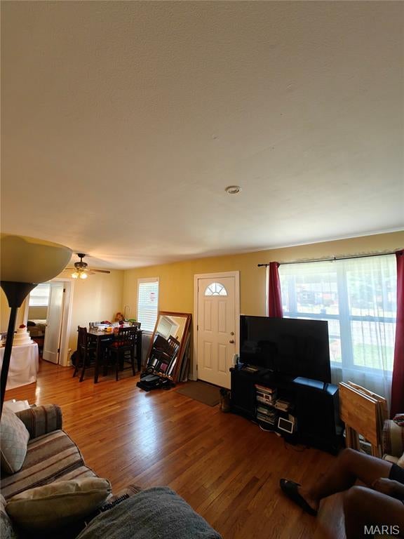 1290 S New Florissant Road