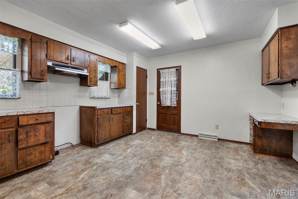 Chateau Oaks - Residential