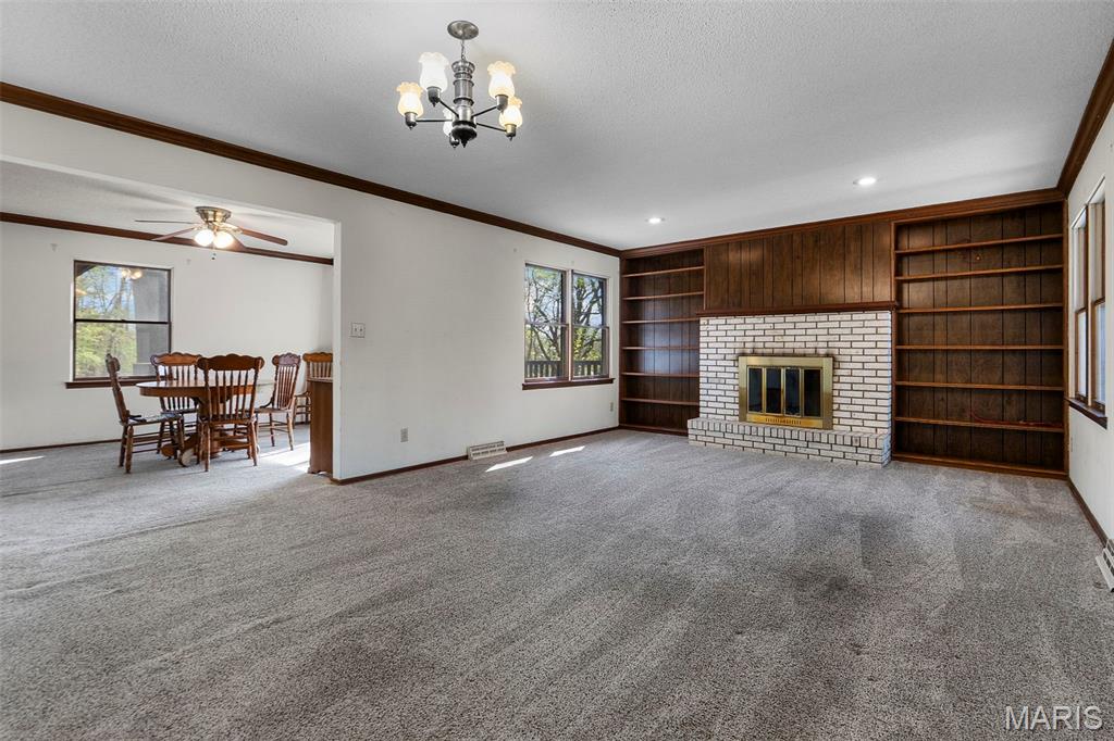 Chateau Oaks - Residential