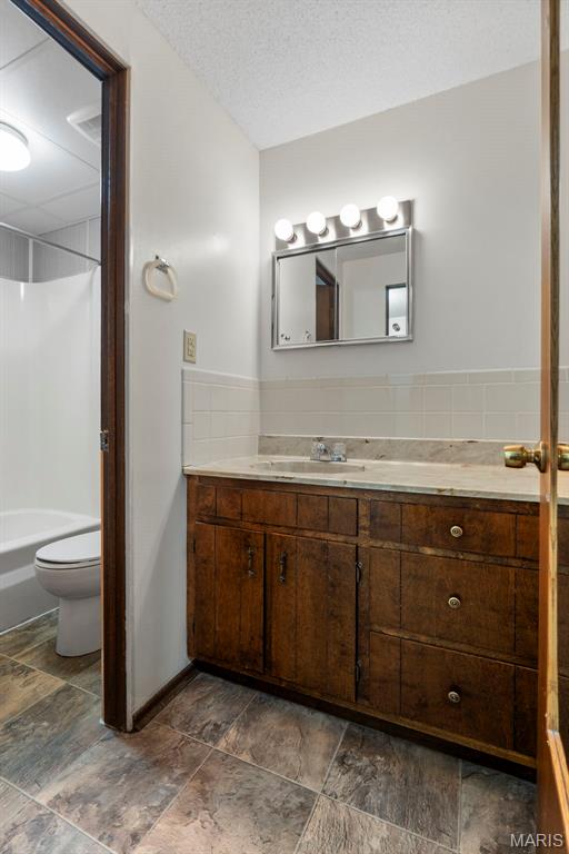 Chateau Oaks - Residential