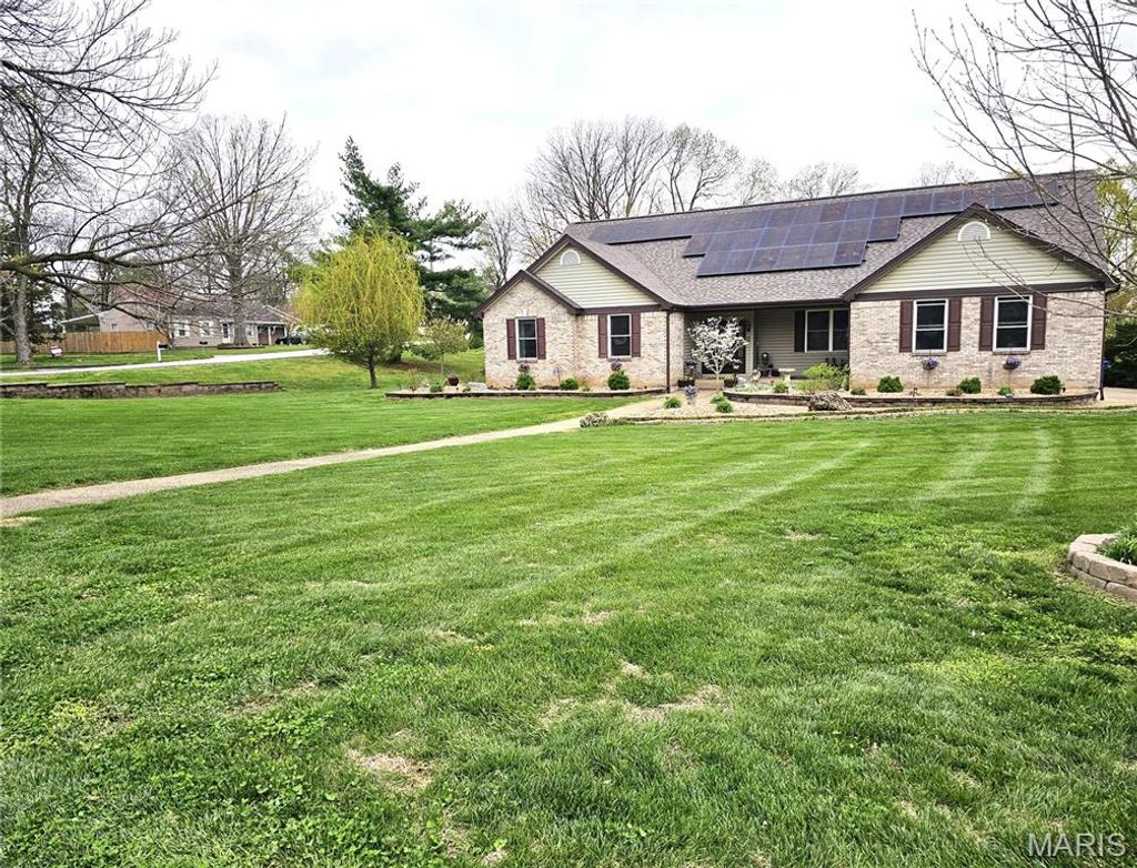 Photo of 701 Wade Lane, St Charles, MO 63303 (MLS # 26020014)