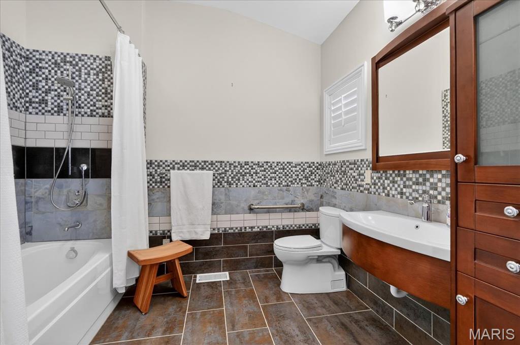 Sec 19-45-6 - Residential