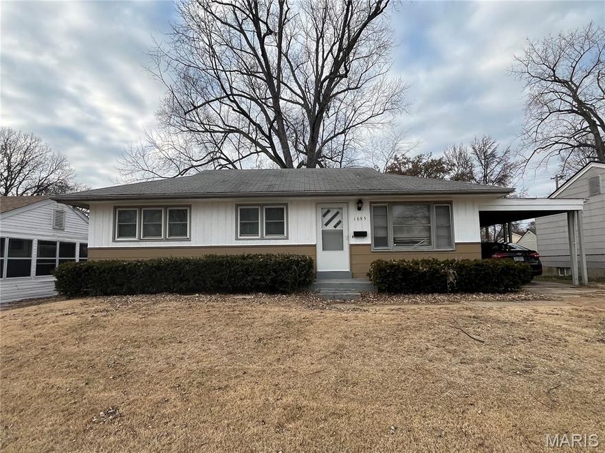 Cash flowing rental opportunity with built in flexibility! This performing asset is currently generating $1,368 per month, lease expiration September 2026, resident pays all utilities. Perfect for investors seeking immediate cash flow, lease flexibility for rent optimization and strong rental demand in a consistent St. Louis submarket. Buyer to perform due diligence.