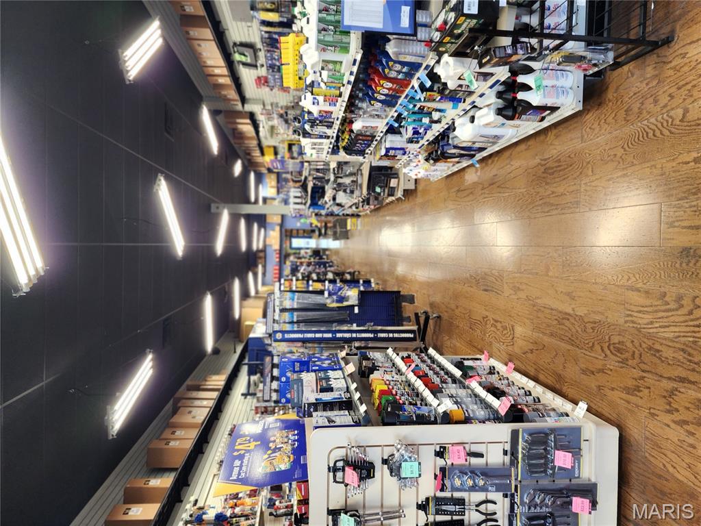 168 E St Louis Street