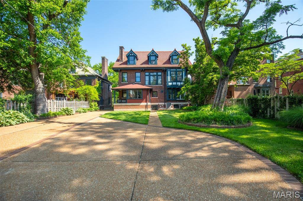 Kingsbury Terrace - Residential