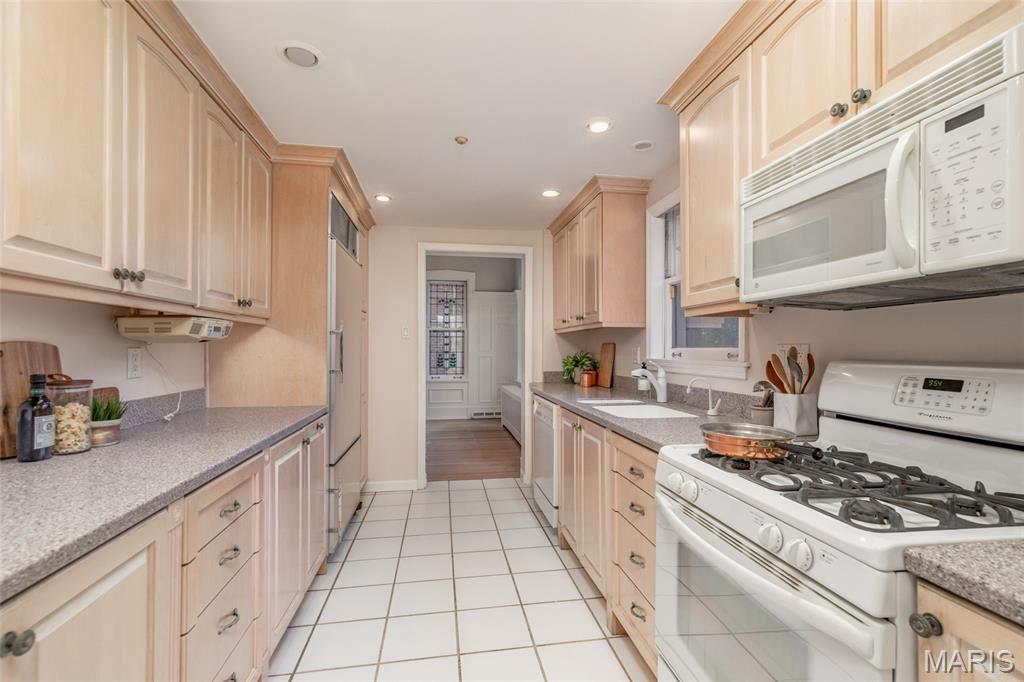 Kingsbury Terrace - Residential