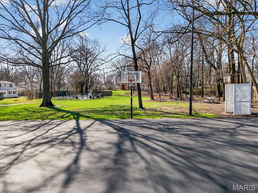 The Kirkshire Condo - Residential Lease