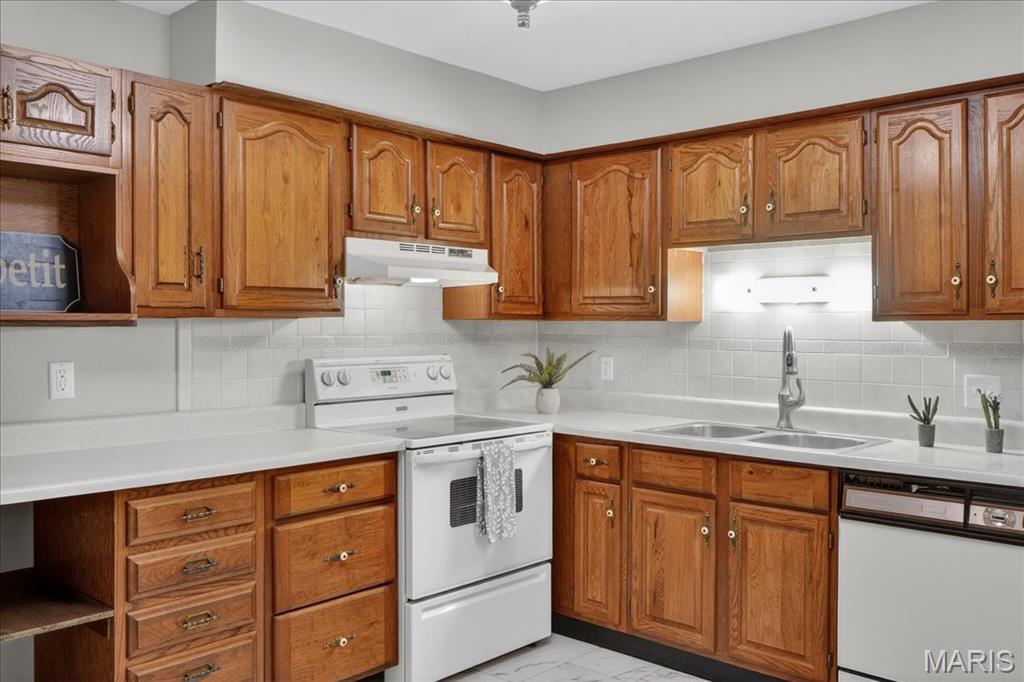 The Kirkshire Condo - Residential Lease