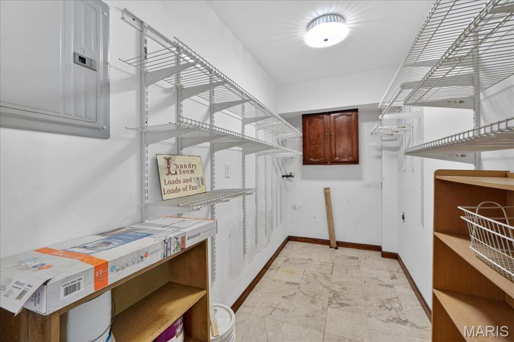 The Kirkshire Condo - Residential Lease