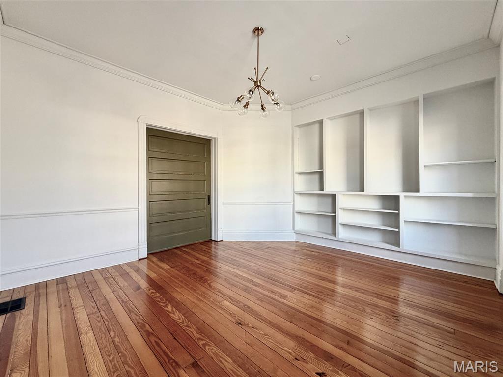 GREENWOOD - Commercial Lease