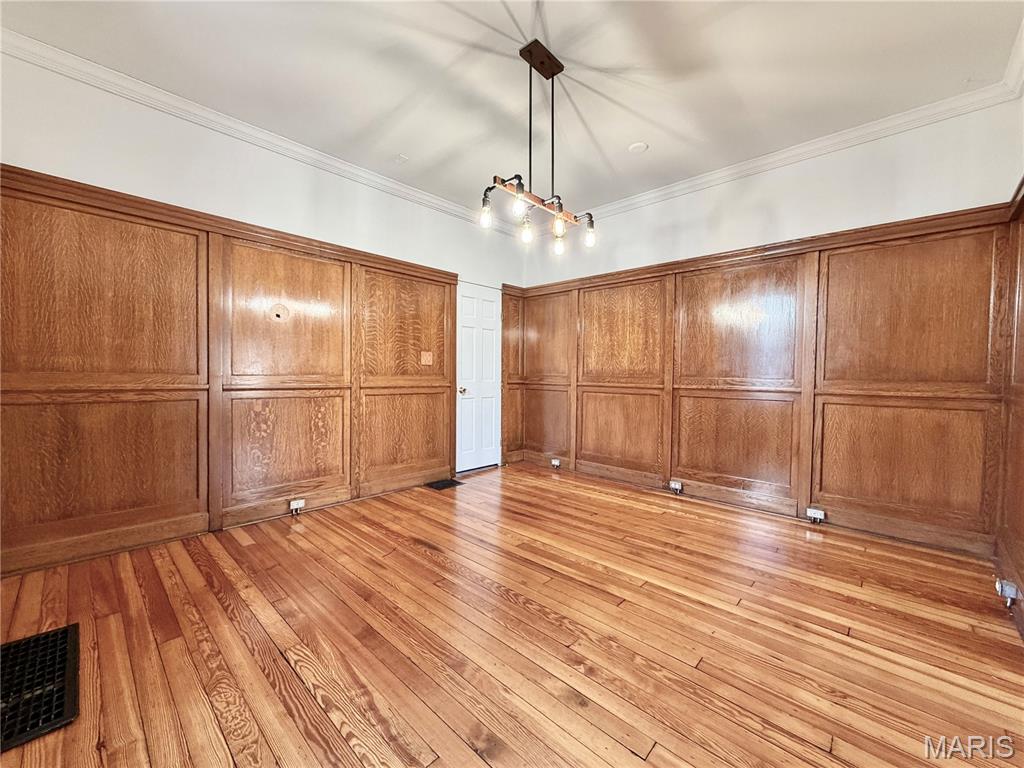 GREENWOOD - Commercial Lease