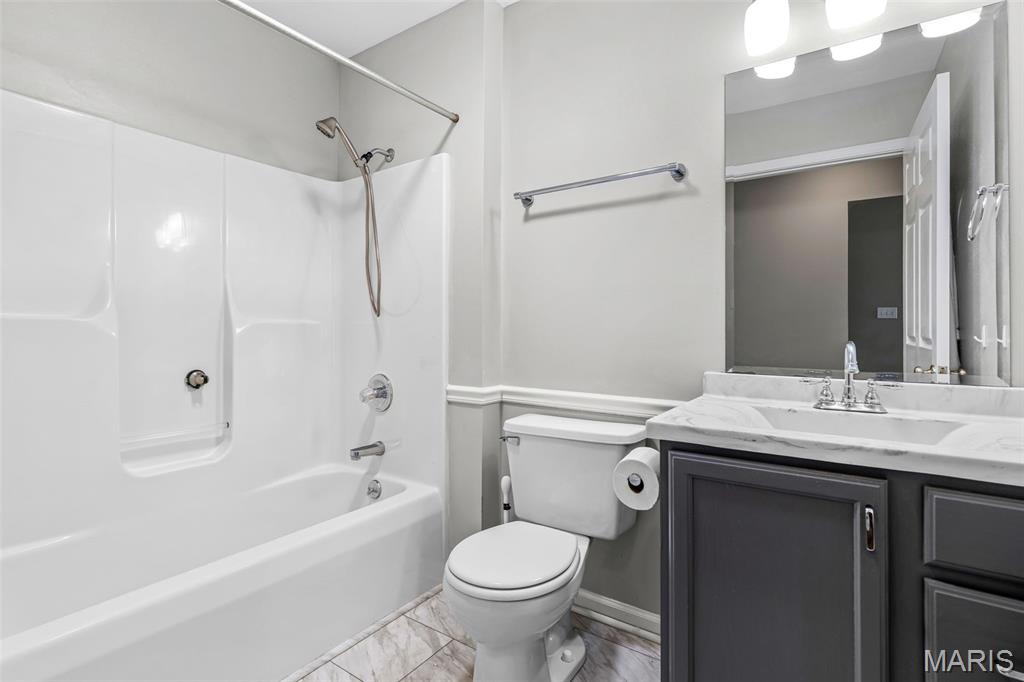 Ashbrook Vlg Ph Eight Condo - Residential